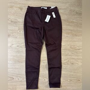 Old Navy Rockstar skinny high rise jeans